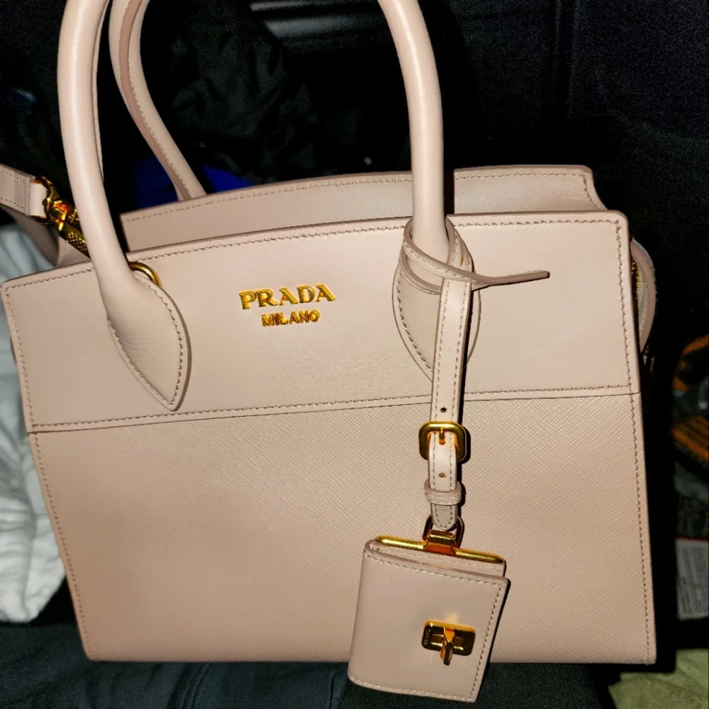 Authentic Prada bag - Picture 1 of 6
